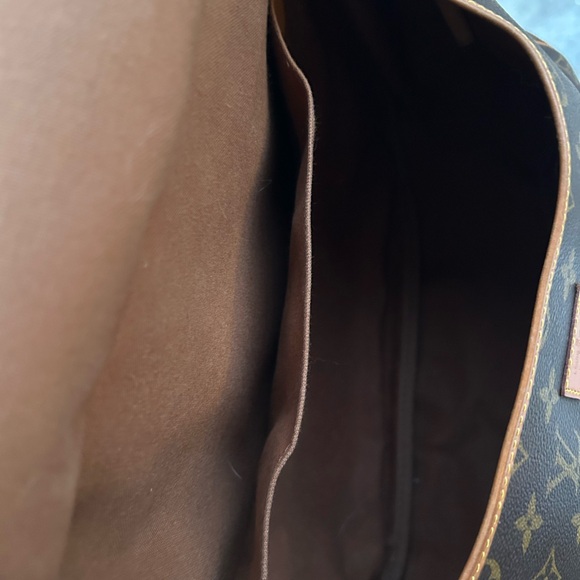 Louis Vuitton Monogram crossbody (made in France) - Picture 8 of 14